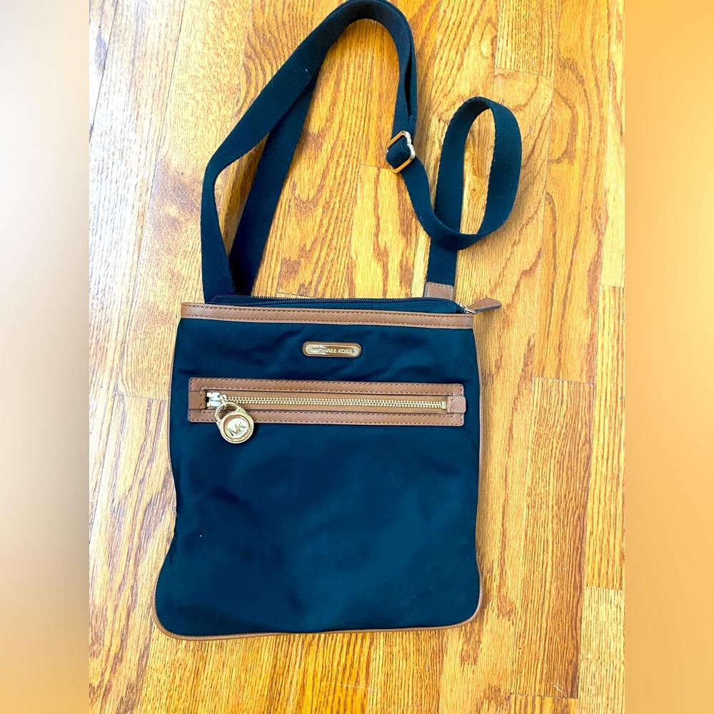 Michael Kors Bag - EUC